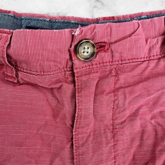 Tommy Hilfiger Men’s/Unisex Chino Shorts Size 32 Red Casual - Picture 7 of 7